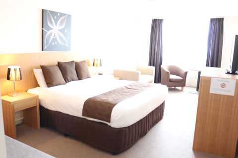 Bairnsdale International - Rent Accommodation 10