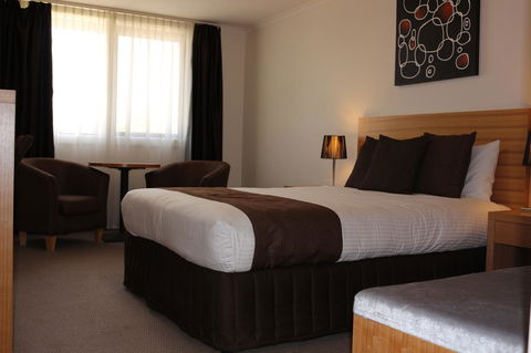 Bairnsdale International - Rent Accommodation 21