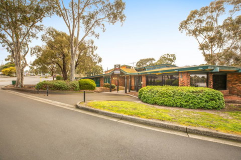 Burvale Hotel - Rent Accommodation 2