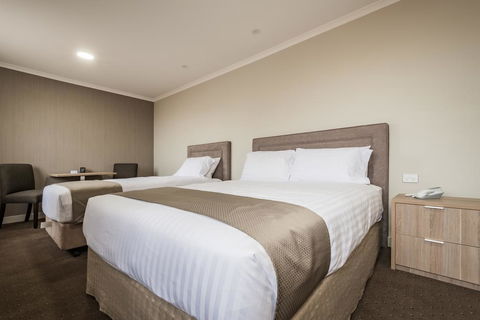 The Lighthouse Hotel - Rent Accommodation 3