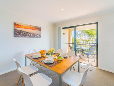The Sands 51 - A Beach Escape - Rent Accommodation 2