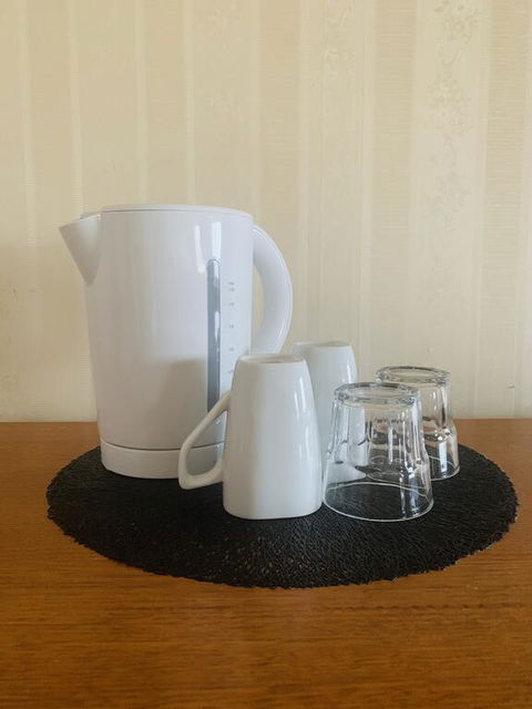 The Victoria Hotel - Rent Accommodation 3