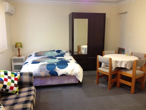 Thornleigh Garden View, Comfortable & Tranquil - Rent Accommodation 0