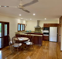 Tropical Styling - Rent Accommodation