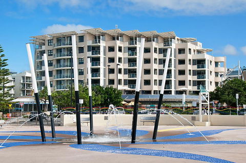 ULTIQA Shearwater Resort - Rent Accommodation 1