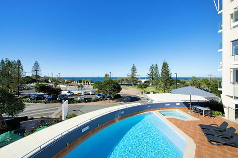 ULTIQA Shearwater Resort - Rent Accommodation 3