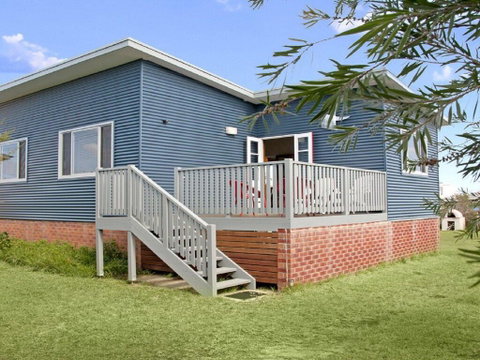 Urchins - Funky Comfort And Style - Rent Accommodation 0