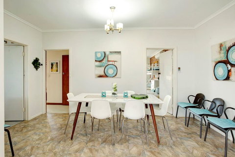Sunryes Beach House - Rent Accommodation 13