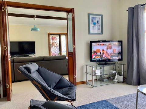 Sunryes Beach House - Rent Accommodation 7
