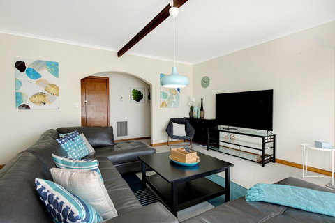 Sunryes Beach House - Rent Accommodation 2