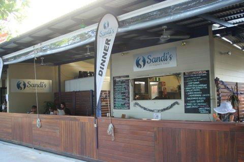 Magnetic Sunsets Resort - Rent Accommodation 7