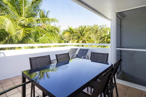 The White House Port Douglas - Rent Accommodation 33