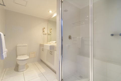 The White House Port Douglas - Rent Accommodation 21