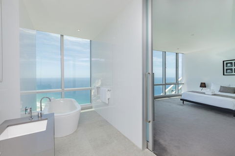 Q1 Resort & Spa - Official - Rent Accommodation 12
