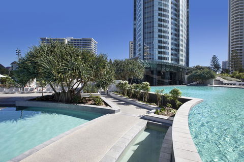 Q1 Resort & Spa - Official - Rent Accommodation 4