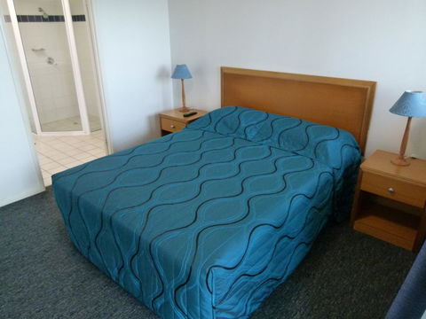 Madison Ocean Breeze Apartments - Rent Accommodation 31
