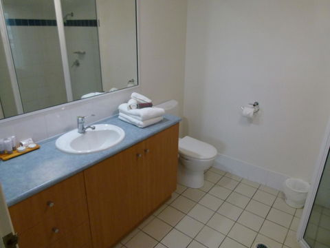 Madison Ocean Breeze Apartments - Rent Accommodation 32