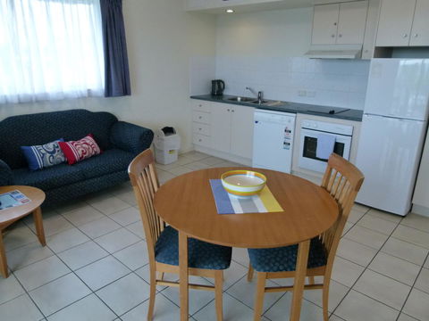 Madison Ocean Breeze Apartments - Rent Accommodation 23