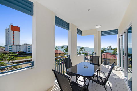 Madison Ocean Breeze Apartments - Rent Accommodation 13