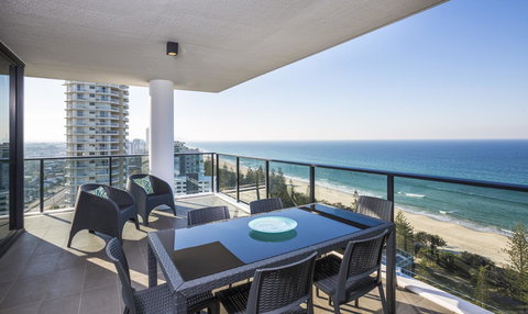 Boardwalk Burleigh Beach - Official - Rent Accommodation 12