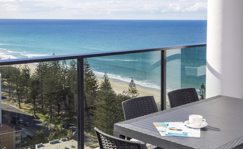 Boardwalk Burleigh Beach - Official - Rent Accommodation 20