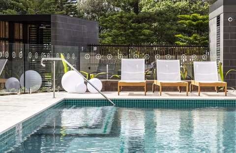 Boardwalk Burleigh Beach - Official - Rent Accommodation 25