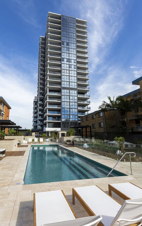 Boardwalk Burleigh Beach - Official - Rent Accommodation 0