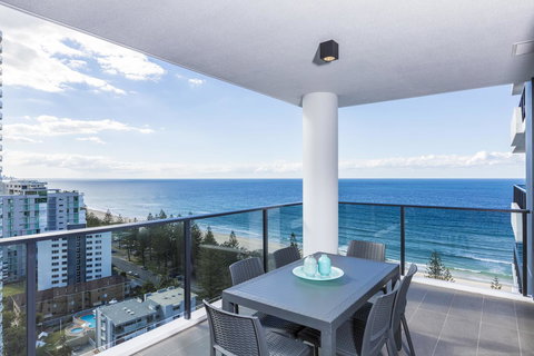 Boardwalk Burleigh Beach - Official - Rent Accommodation 22