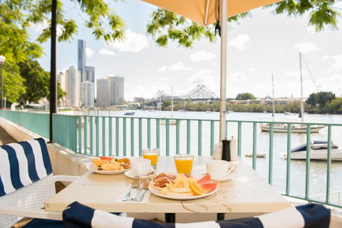 Stamford Plaza Brisbane - Rent Accommodation 11