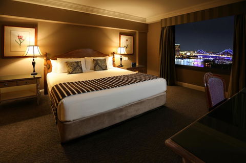 Stamford Plaza Brisbane - Rent Accommodation 4
