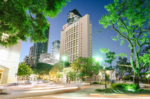 Stamford Plaza Brisbane - Rent Accommodation 18