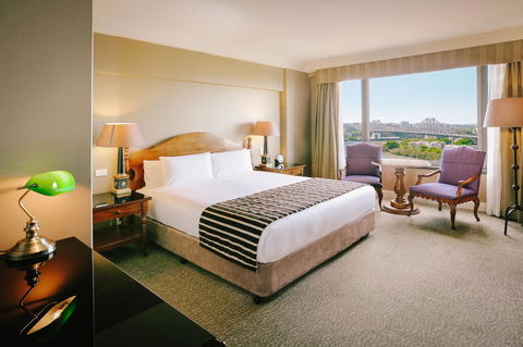 Stamford Plaza Brisbane - Rent Accommodation 9