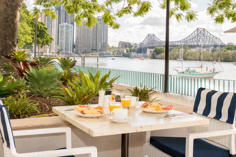 Stamford Plaza Brisbane - Rent Accommodation 8