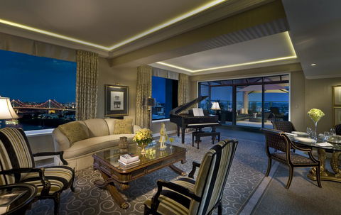 Stamford Plaza Brisbane - Rent Accommodation 5