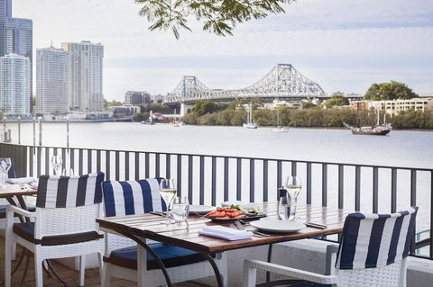 Stamford Plaza Brisbane - Rent Accommodation 3