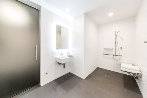 Sage Hotel James Street - Rent Accommodation 11