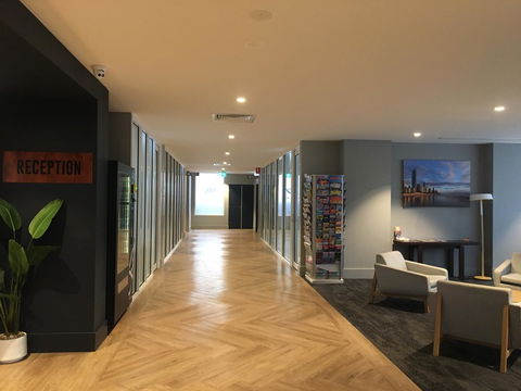 Woodroffe Hotel - Rent Accommodation 6