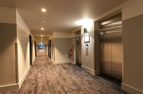 Woodroffe Hotel - Rent Accommodation 16