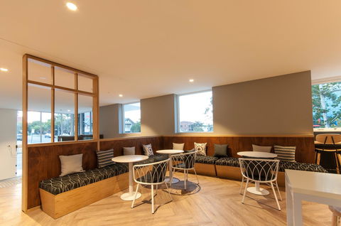 Woodroffe Hotel - Rent Accommodation 25