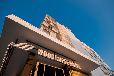 Woodroffe Hotel - Rent Accommodation 19