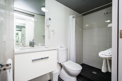 George Williams Hotel - Rent Accommodation 43