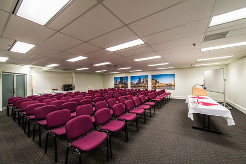 George Williams Hotel - Rent Accommodation 21