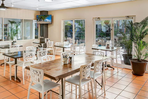 Coral Tree Inn - Rent Accommodation 26