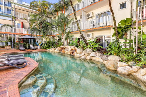 Coral Tree Inn - Rent Accommodation 24