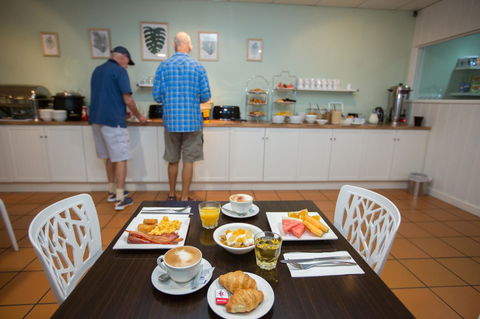 Coral Tree Inn - Rent Accommodation 8