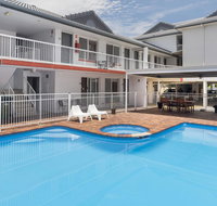 Sunshine Beach Resort - Rent Accommodation