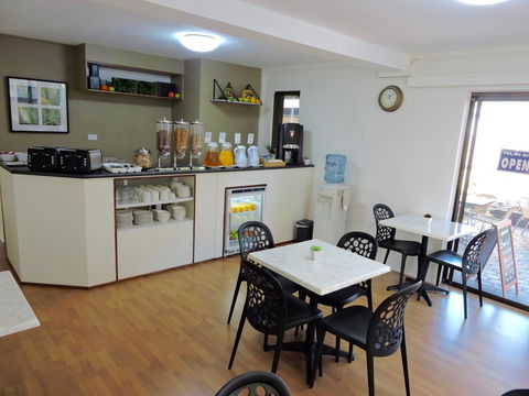 Best Western Airport 85 Motel - Rent Accommodation 11