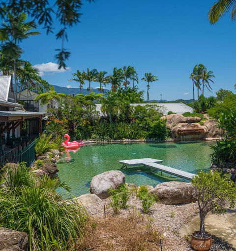 Cairns Colonial Club Resort - Rent Accommodation 2