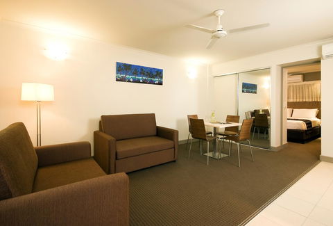 Cairns Colonial Club Resort - Rent Accommodation 28