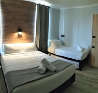 Yamba Central Hotel and Backpackers - Rent Accommodation